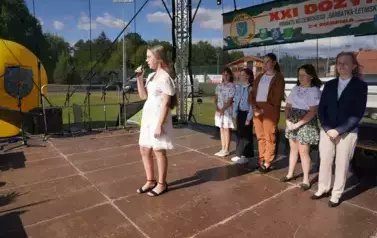 Z SZACUNKIEM DLA CHLEBA, Z DUMĄ O ROLNIKACH 57