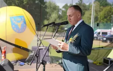 Z SZACUNKIEM DLA CHLEBA, Z DUMĄ O ROLNIKACH 118