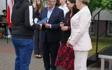 ROZPOCZĘCIE ROKU SZKOLNEGO W PLAC&Oacute;WKACH OŚWIATOWYCH POWIATU KOZIENICKIEGO 3