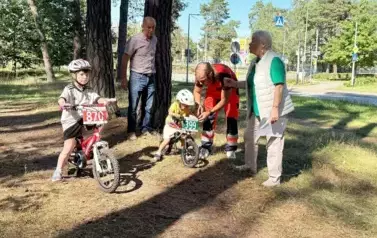 XIII MISTRZOSTWA POWIATU KOZIENICKIEGO W KOLARSTWIE MTB &ndash; SPORTOWE EMOCJE I SZYBKIE TEMPO! 22
