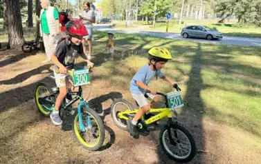 XIII MISTRZOSTWA POWIATU KOZIENICKIEGO W KOLARSTWIE MTB &ndash; SPORTOWE EMOCJE I SZYBKIE TEMPO! 23