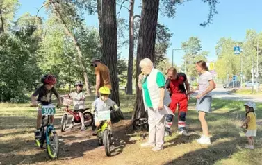 XIII MISTRZOSTWA POWIATU KOZIENICKIEGO W KOLARSTWIE MTB &ndash; SPORTOWE EMOCJE I SZYBKIE TEMPO! 24