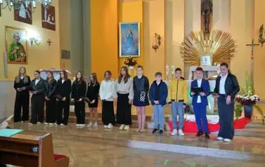 PATRIOTYCZNA NIEDZIELA W GNIEWOSZOWIE &ndash; UROCZYSTOŚCI KU CZCI LOTNIK&Oacute;W 24
