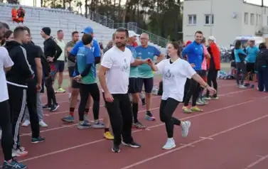 PONAD 700 KILOMETR&Oacute;W DLA DZIECI I MŁODZIEŻY - BIEG CHARYTATYWNY W KOZIENICACH 8