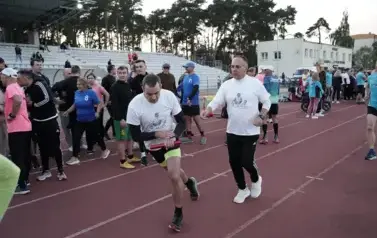 PONAD 700 KILOMETR&Oacute;W DLA DZIECI I MŁODZIEŻY - BIEG CHARYTATYWNY W KOZIENICACH 14