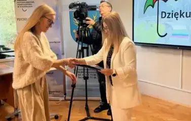 &bdquo;KRAINA 5 ZMYSŁ&Oacute;W&rdquo; JUŻ OTWARTA! NOWY OGR&Oacute;D SENSORYCZNY I ŚWIĘTO EDUKACJI W PORADNI 8