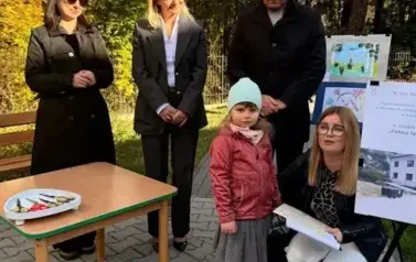 &bdquo;KRAINA 5 ZMYSŁ&Oacute;W&rdquo; JUŻ OTWARTA! NOWY OGR&Oacute;D SENSORYCZNY I ŚWIĘTO EDUKACJI W PORADNI 16