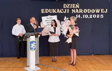 DLA TYCH, KT&Oacute;RZY KSZTAŁTUJĄ POKOLENIA... 10