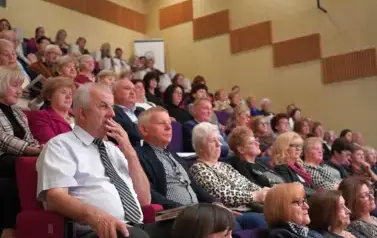 SENIORZY W CENTRUM UWAGI &ndash; KONFERENCJA W KOZIENICACH 8