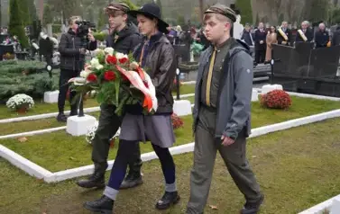 WSP&Oacute;LNA MOWA, WSP&Oacute;LNA ZIEMIA, WSP&Oacute;LNA PAMIĘĆ, CZYLI KOZIENICKIE OBCHODY NARODOWEGO ŚWIĘTA NIEPODLEGŁOŚCI 100