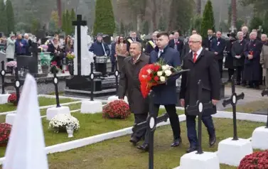 WSP&Oacute;LNA MOWA, WSP&Oacute;LNA ZIEMIA, WSP&Oacute;LNA PAMIĘĆ, CZYLI KOZIENICKIE OBCHODY NARODOWEGO ŚWIĘTA NIEPODLEGŁOŚCI 105