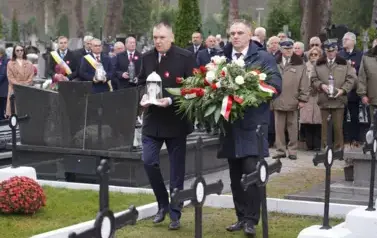 WSP&Oacute;LNA MOWA, WSP&Oacute;LNA ZIEMIA, WSP&Oacute;LNA PAMIĘĆ, CZYLI KOZIENICKIE OBCHODY NARODOWEGO ŚWIĘTA NIEPODLEGŁOŚCI 107