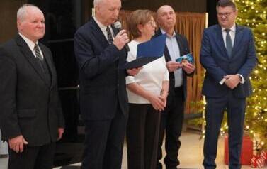 2025.12.12 - ŚWIĄTECZNE CHWILE U ENERGICNZYCH EMERYT&Oacute;W 12