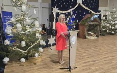 2025.12.16 - ŚWIĄTECZNE SPOTKANIE PEŁNE WZRUSZEŃ  25