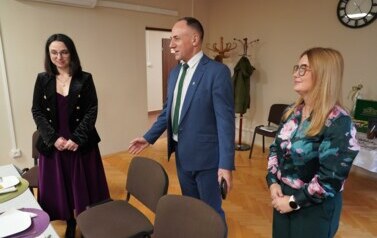 2025.12.19 - PRZEDŚWIĄTECZNE SPOTKANIE W PORADNI PSYCHOLOGICZNO-PEDAGOGICZNEJ W KOZIENICACH 2