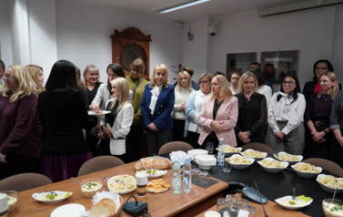 2025.12.19 - BOŻONARODZENIOWY NASTR&Oacute;J W STAROSTWIE POWIATOWYM W KOZIENICACH  3