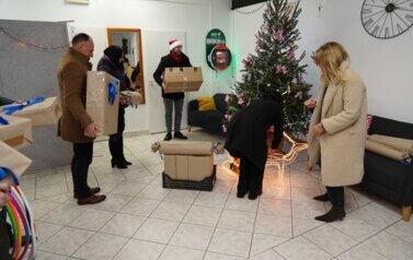 2025.12.22 - PRZEDŚWIĄTECZNA, PEŁNA RADOŚCI, WIZYTA W PANDZIE 21