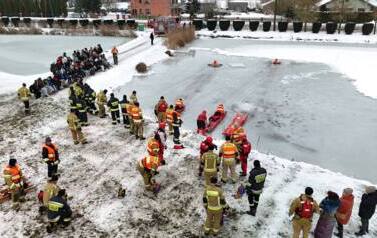 2026.01.15 - ZIMOWE ĆWICZENIA RATOWNICZE STRAŻAK&Oacute;W 6