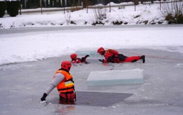 2026.01.15 - ZIMOWE ĆWICZENIA RATOWNICZE STRAŻAK&Oacute;W 19