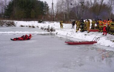 2026.01.15 - ZIMOWE ĆWICZENIA RATOWNICZE STRAŻAK&Oacute;W 20