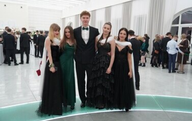 WIECZ&Oacute;R TRADYCJI, WZRUSZEŃ I RADOŚCI 60