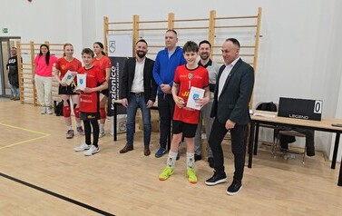 09.03.2026 - MŁODE SIATKARSKIE TALENTY W AKCJI - PEŁEN SPORTOWYCH EMOCJI TURNIEJ CZW&Oacute;REK W PSP NR 3 10