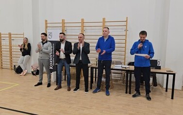 09.03.2026 - MŁODE SIATKARSKIE TALENTY W AKCJI - PEŁEN SPORTOWYCH EMOCJI TURNIEJ CZW&Oacute;REK W PSP NR 3 21