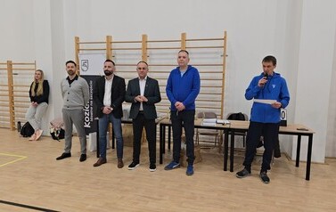09.03.2026 - MŁODE SIATKARSKIE TALENTY W AKCJI - PEŁEN SPORTOWYCH EMOCJI TURNIEJ CZW&Oacute;REK W PSP NR 3 22