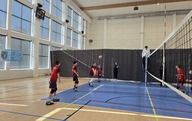 09.03.2026 - MŁODE SIATKARSKIE TALENTY W AKCJI - PEŁEN SPORTOWYCH EMOCJI TURNIEJ CZW&Oacute;REK W PSP NR 3 32