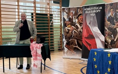 08.04.2026 - OLGIERD ŁUKASZEWICZ W &bdquo;ZIELONYM LICEUM&rdquo; - O EUROPIE, HISTORII I PRZYSZŁOŚCI MŁODYCH 8