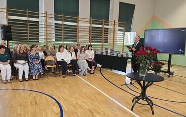 27.04.2026 - CZAS POŻEGNAŃ I NOWYCH WYZWAŃ - MATURZYŚCI KOŃCZĄ ROK SZKOLNY 9