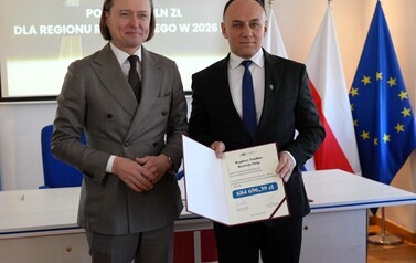 29.04.2026 - UMOWA NA PRZEBUDOWĘ DROGI POWIATOWEJ PODPISANA 2