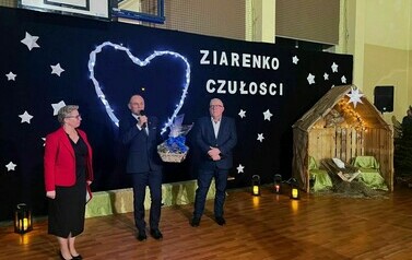 WIGILIJNE SPOTKANIE MIESZKAŃC&Oacute;W GMINY GŁOWACZ&Oacute;W 6