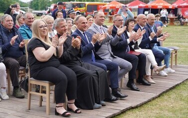 01.06.2026 - PIĄTE URODZINY KLUBU SENIOR+ W GŁOWACZOWIE PEŁNE WZRUSZEŃ, MUZYKI I WSP&Oacute;LNEJ ZABAWY 32