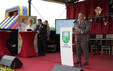 01.06.2026 - PIĄTE URODZINY KLUBU SENIOR+ W GŁOWACZOWIE PEŁNE WZRUSZEŃ, MUZYKI I WSP&Oacute;LNEJ ZABAWY 44