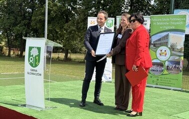 SREBRNY JUBILEUSZ STOWARZYSZENIA NA RZECZ EKOROZWOJU WSI &bdquo;NASZE DZIECI&rdquo; 19