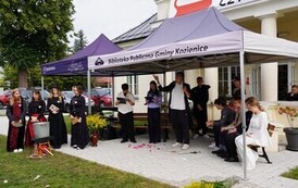 04.09.2026 - &bdquo;DZIADY&rdquo; W OGRODZIE BIBLIOTEKI - KOZIENICKIE NARODOWE CZYTANIE 2026 20