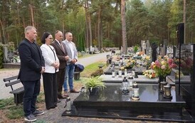 Z szacunkiem wspominamy, z wdzięcznością pamiętamy... 2