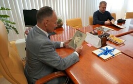 HRABIA GUILLAUME DE LOUVENCOURT-PONIATOWSKI Z WIZYTĄ W STAROSTWIE 1