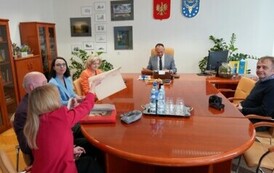 HRABIA GUILLAUME DE LOUVENCOURT-PONIATOWSKI Z WIZYTĄ W STAROSTWIE 3