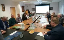 INAUGURACYJNE POSIEDZENIE POWIATOWEJ RADY RYNKU PRACY W KOZIENICACH 11
