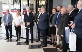 SPOTKANIE ŚWIĄTECZNE &bdquo;ENERGICZNYCH EMERYT&Oacute;W&rdquo; 10