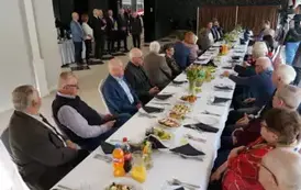 SPOTKANIE ŚWIĄTECZNE &bdquo;ENERGICZNYCH EMERYT&Oacute;W&rdquo; 11