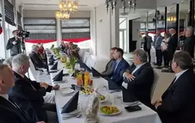 SPOTKANIE ŚWIĄTECZNE &bdquo;ENERGICZNYCH EMERYT&Oacute;W&rdquo; 17