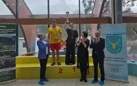SPORTOWA RYWALIZACJA NA BASENIE 6