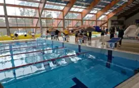 SPORTOWA RYWALIZACJA NA BASENIE 22
