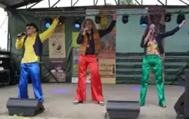 FESTIWAL KULTURY PRL W GŁOWACZOWIE &ndash; WSPOMNIENIE MINIONYCH LAT Z NUTĄ RYWALIZACJI I WIELKĄ DAWKĄ UŚMIECHU 34