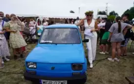 FESTIWAL KULTURY PRL W GŁOWACZOWIE &ndash; WSPOMNIENIE MINIONYCH LAT Z NUTĄ RYWALIZACJI I WIELKĄ DAWKĄ UŚMIECHU 43