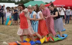 FESTIWAL KULTURY PRL W GŁOWACZOWIE &ndash; WSPOMNIENIE MINIONYCH LAT Z NUTĄ RYWALIZACJI I WIELKĄ DAWKĄ UŚMIECHU 46