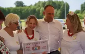 FESTIWAL KULTURY PRL W GŁOWACZOWIE &ndash; WSPOMNIENIE MINIONYCH LAT Z NUTĄ RYWALIZACJI I WIELKĄ DAWKĄ UŚMIECHU 51
